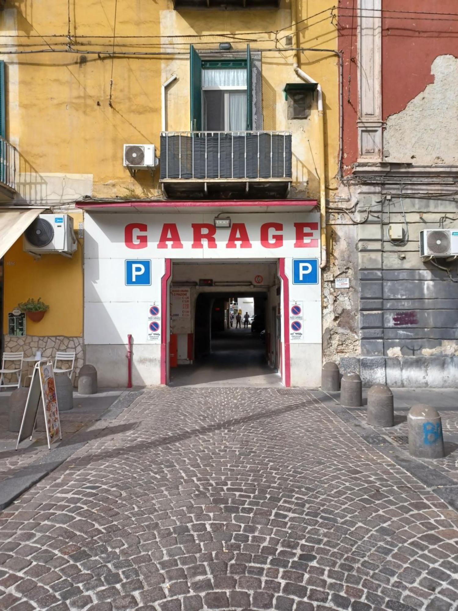 Domus Duomo B&B Napoli エクステリア 写真