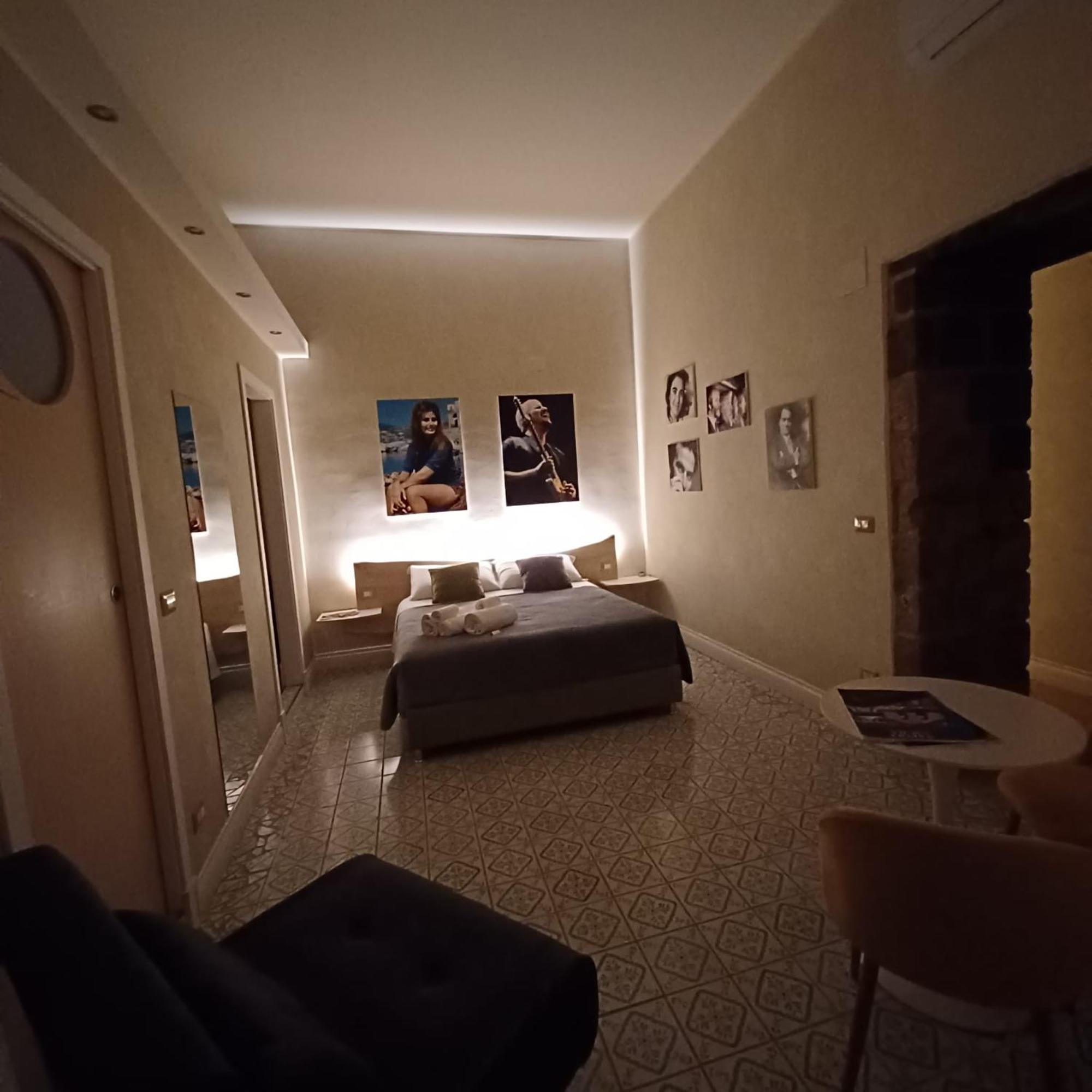 Domus Duomo B&B Napoli エクステリア 写真